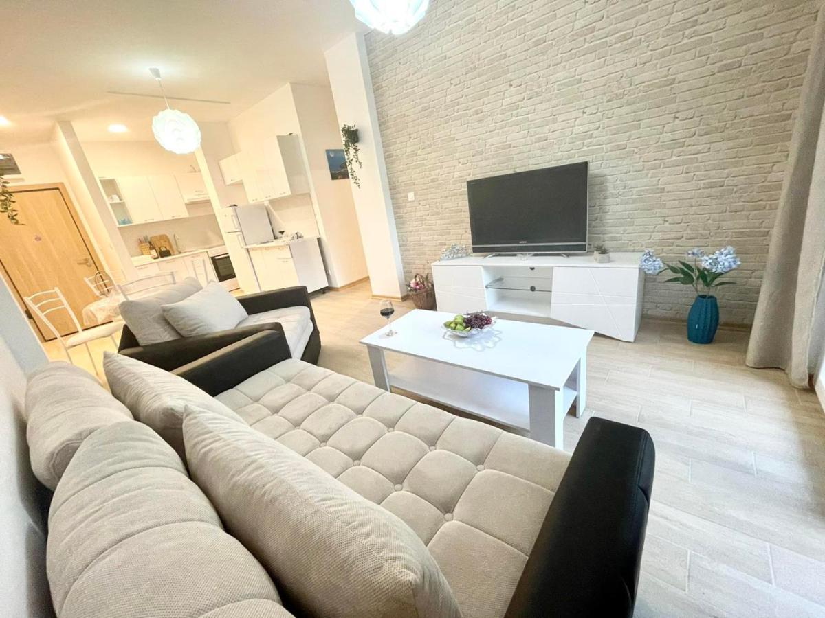 Olive Square Apartment Будва Экстерьер фото
